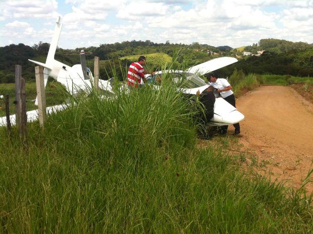 [Brasil] Avião de pequeno porte faz pouso forçado em Jundiaí Tem_vc_-_william_galvao_-_aviao